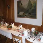 Haeussler Guest house 3*
